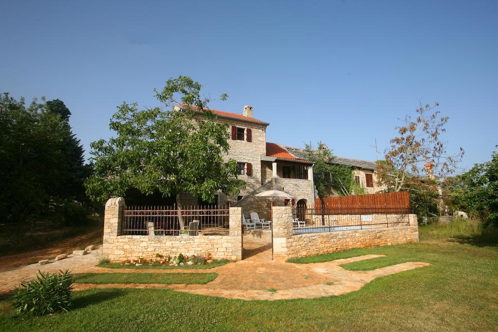Villa Maria Oprtalj Exterior foto