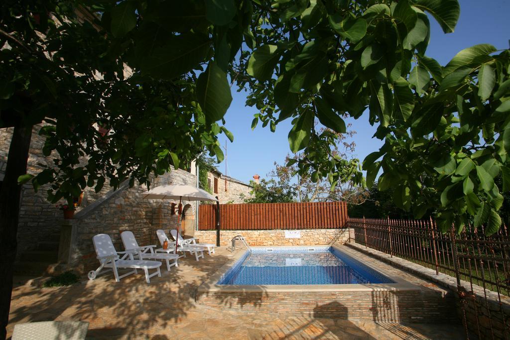 Villa Maria Oprtalj Exterior foto