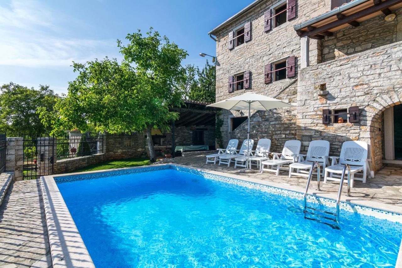 Villa Maria Oprtalj Exterior foto